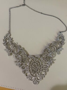 Silver Filigree Statement Necklace - Elegant Women’s Jewelry
